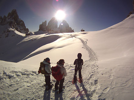 winter Urlaub in Sexten Dolomiten Winterwandern Langlauf Schneeschuhwandern in Südtirol 
			Erholung